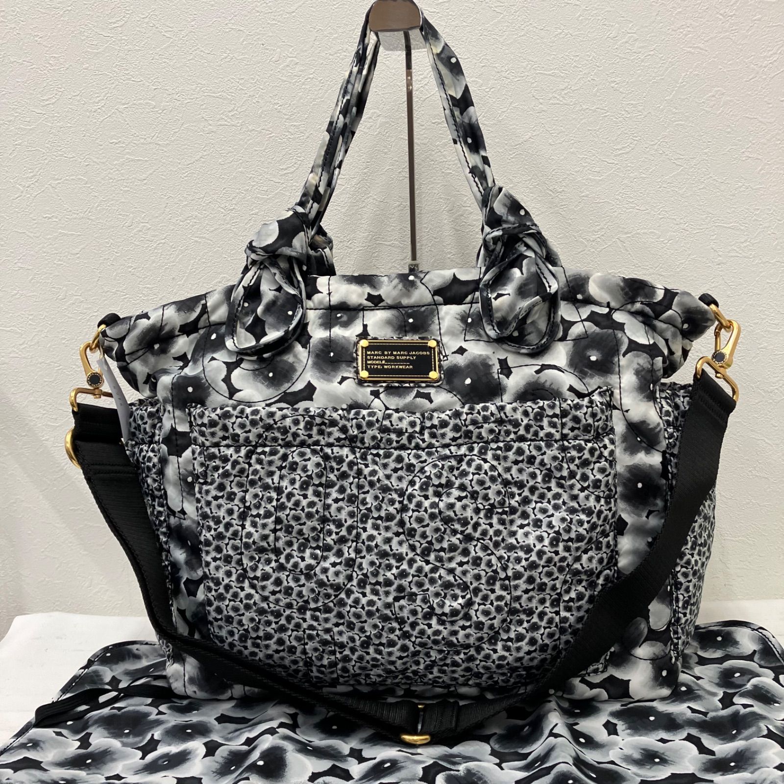 新品タグ付き　MARC JACOBS マザーズバッグ マークジェイコブス マザーズバッグ」の人気商品一覧・価格比較 - 価格