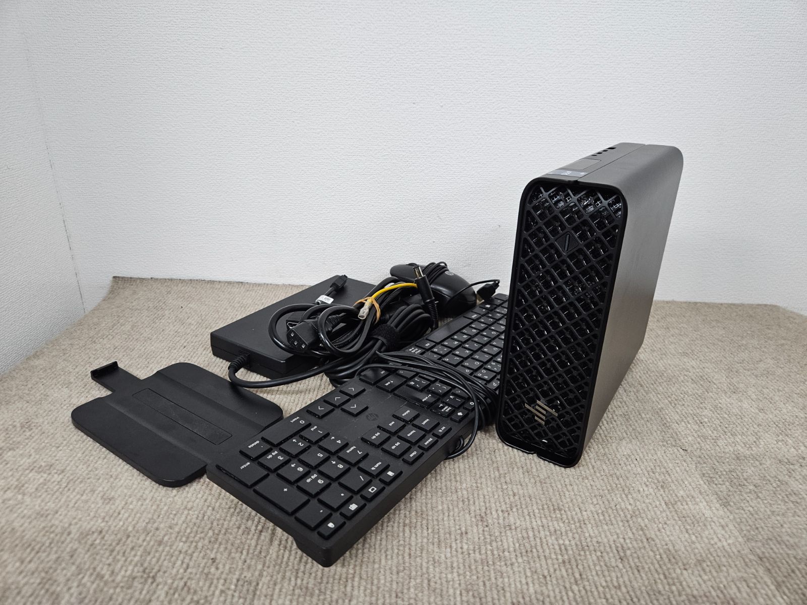 超小型ワークステーション HP Z2 Mini G9(新型) Intel Core i7-14700(14世代) 32GB DDR5 M.2 1TB NVIDIA Quadro T1000 8GBモデル