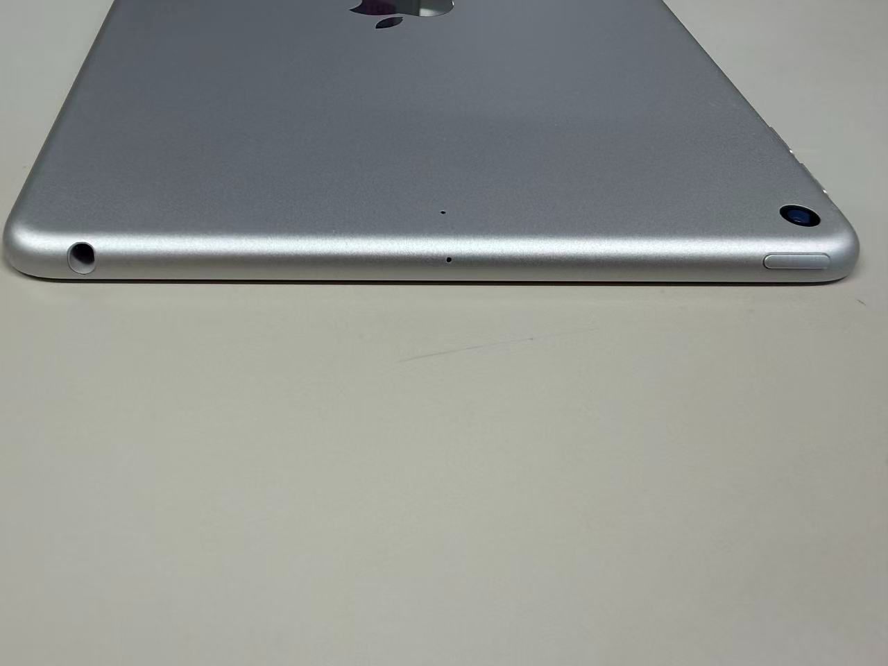 Apple iPad mini 第5世代シルバー ジャンク Apple iPad mini 第5世代シルバー WI-FI本体ジャンク - メルカリ