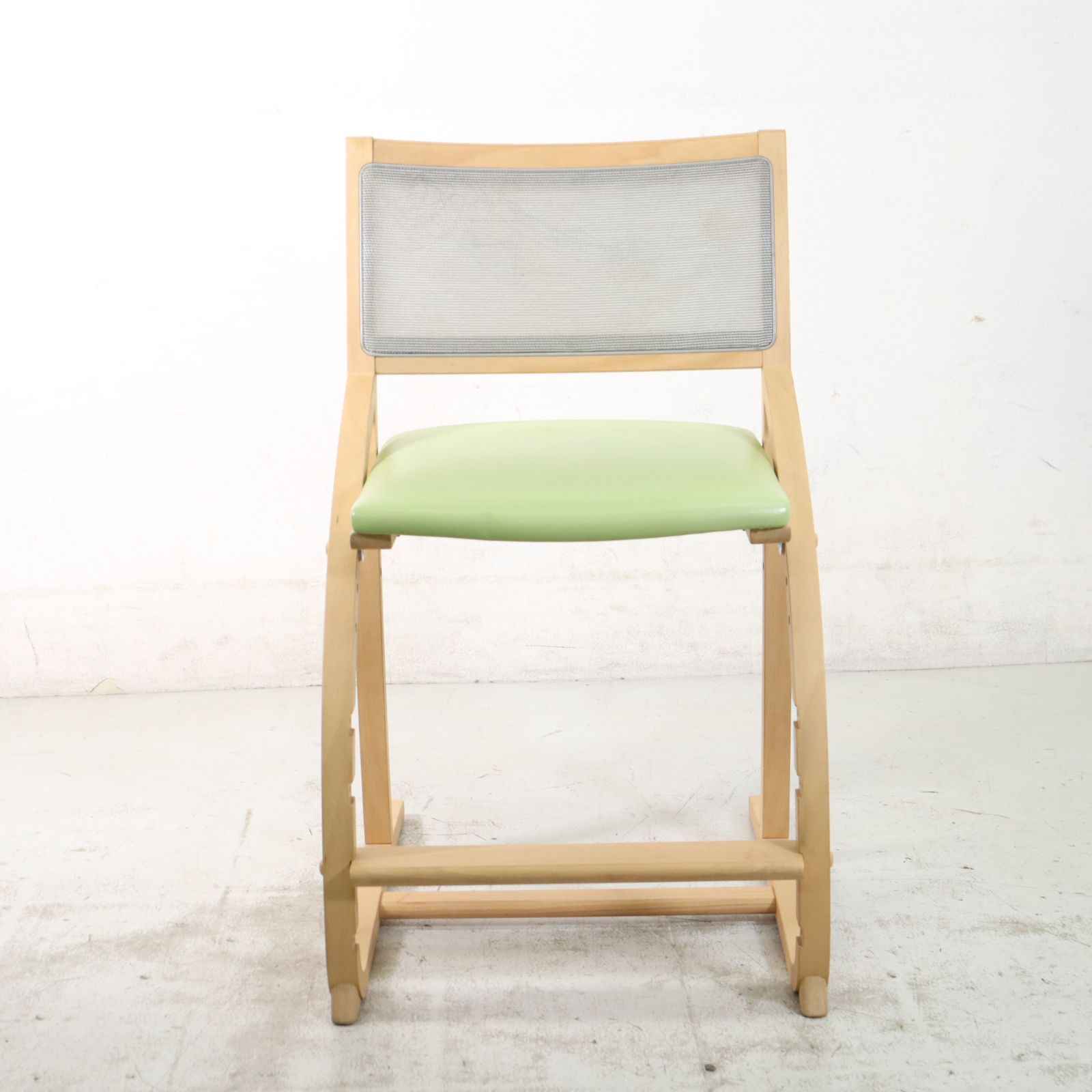 カリモク家具 karimoku クレシェ デスクチェア 学習椅子 XT2401GE