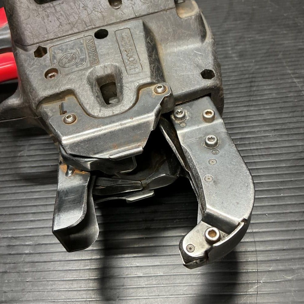 14.4 V充電式鉄筋結束機