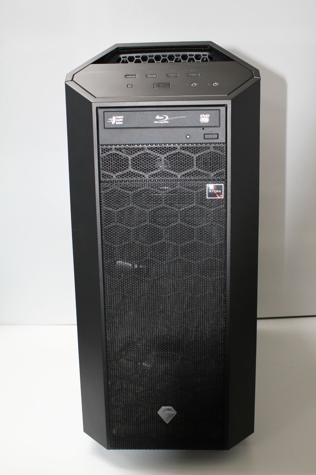 中古デスクトップPC】ツクモ〈G-GEAR neo GX7A-B194/XT〉Ryzen 7