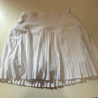 アローヨガ Alo Yoga グランドスラム プリーツスカート XS - メルカリ