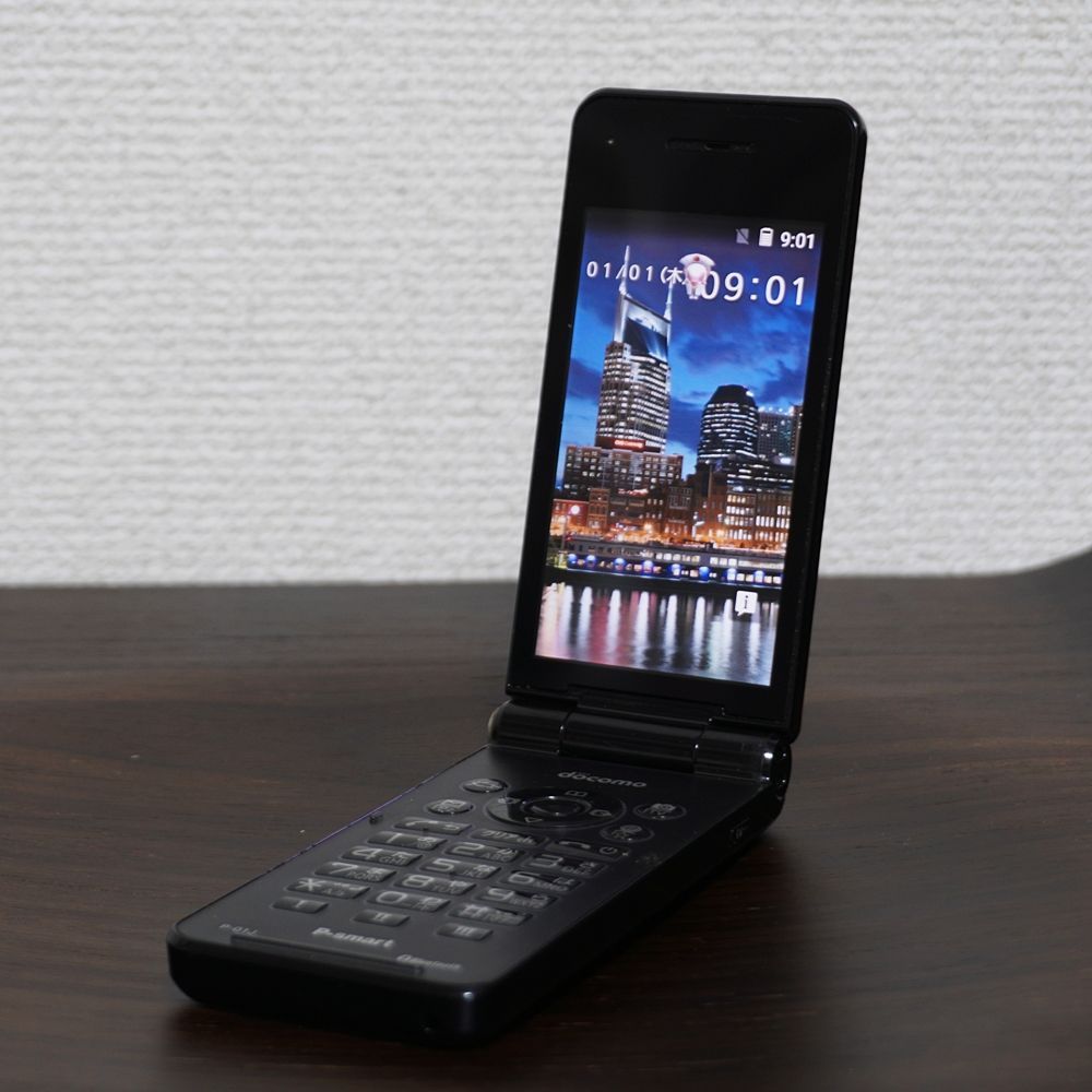 docomo P-smartケータイ P-01J ブラック 【SIMロック解除済】 【送料