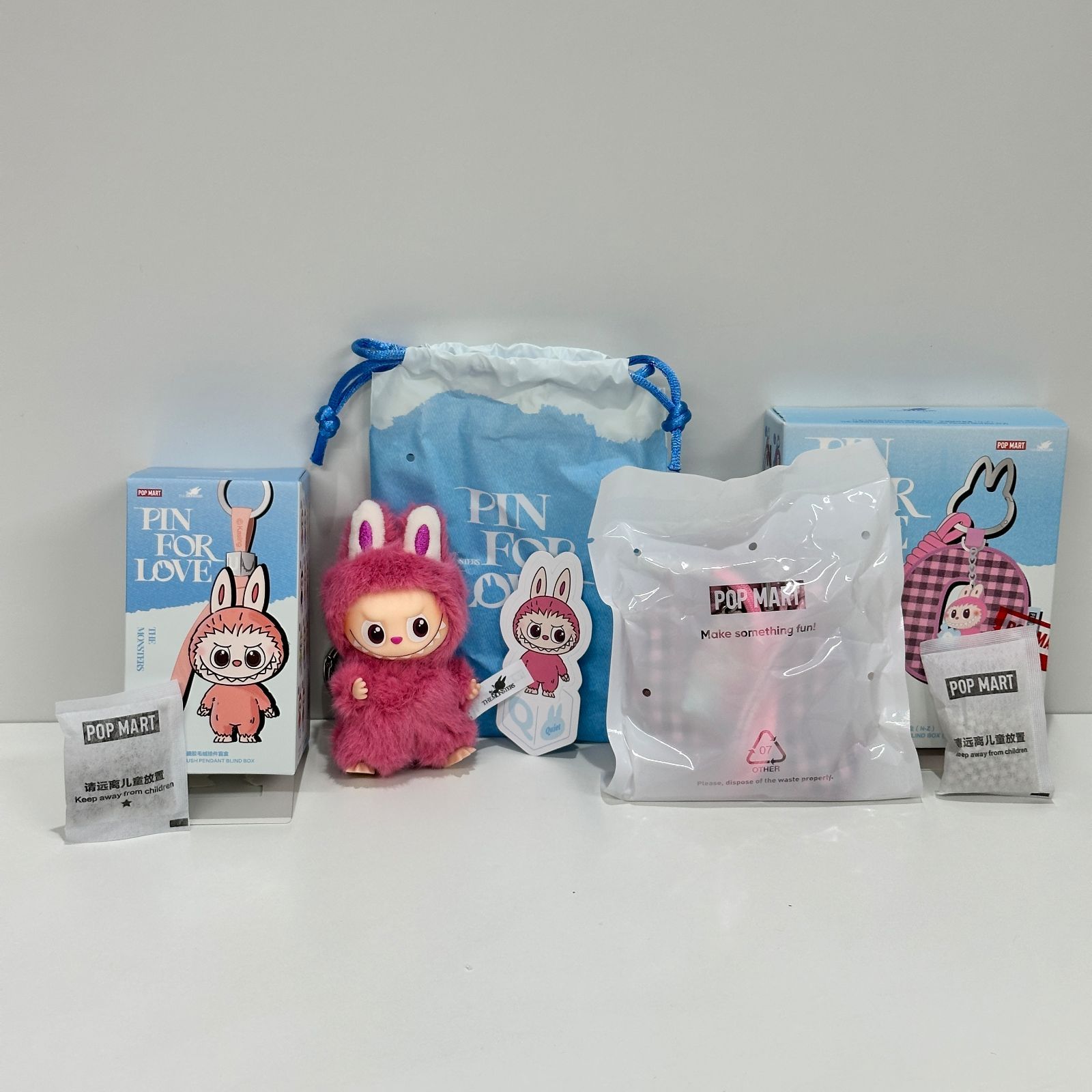 ラブブ ピンフォーラブ イニシャル Q ペンダント&チャームセット