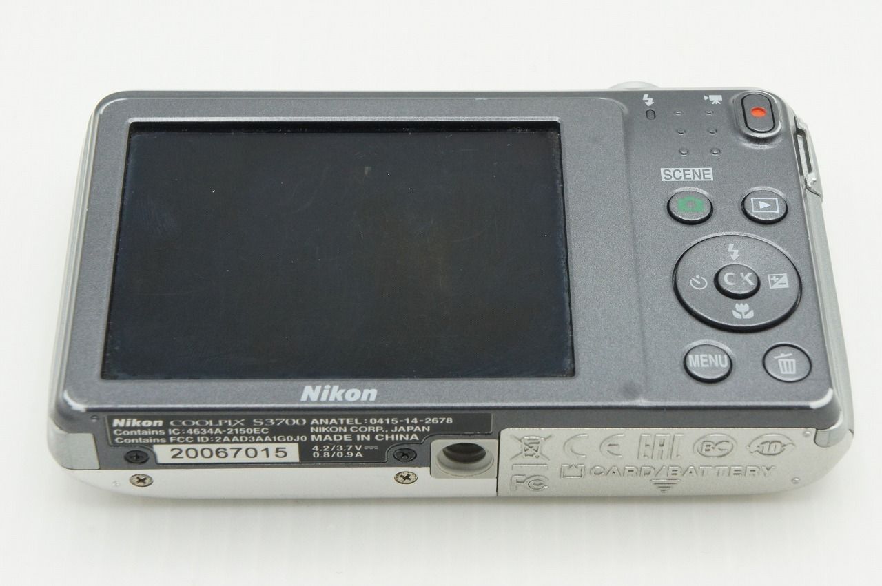 Nikon ニコン COOLPIX S3700 コンパクトデジタルカメラ シルバー