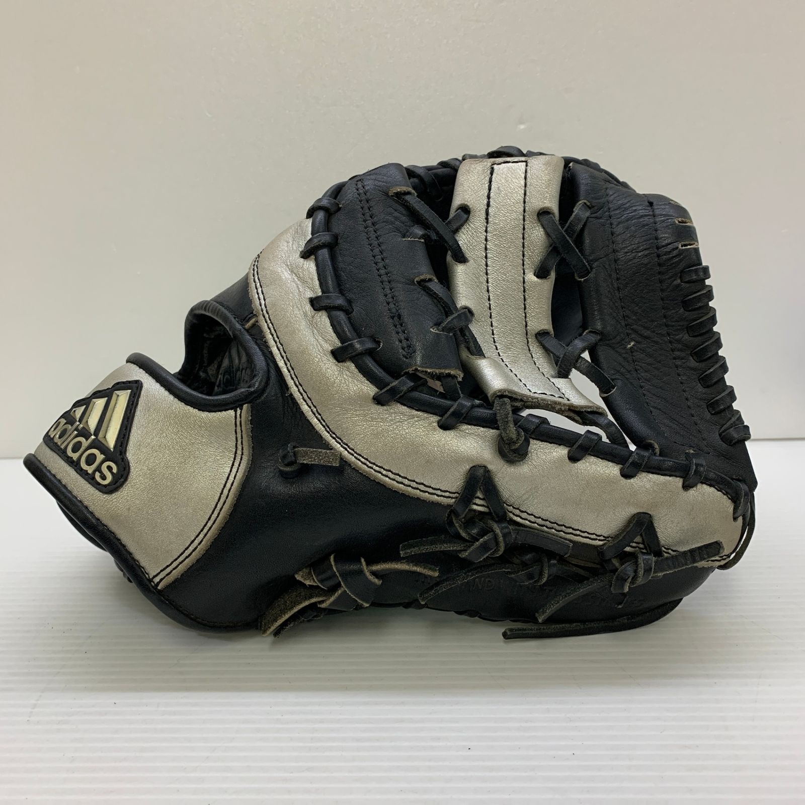 アディダス adidas 軟式 大人 一般 ファーストミット 一塁手 グローブ