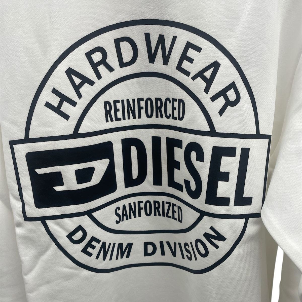 セール / 人気】新品・未使用 DIESEL ディーゼル メンズ トップス ロゴ