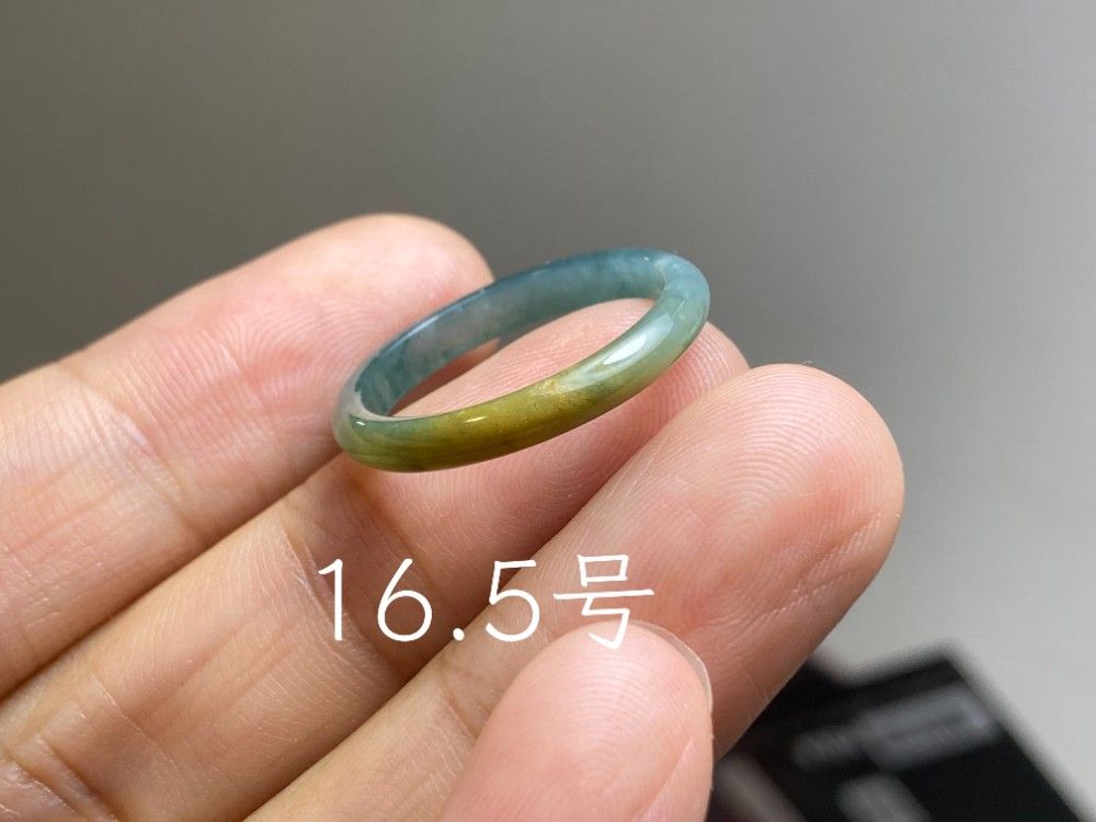 L16-32 糯氷種 16.5号 黄翡翠 グアテマラ産 A貨 本翡翠 くりぬき