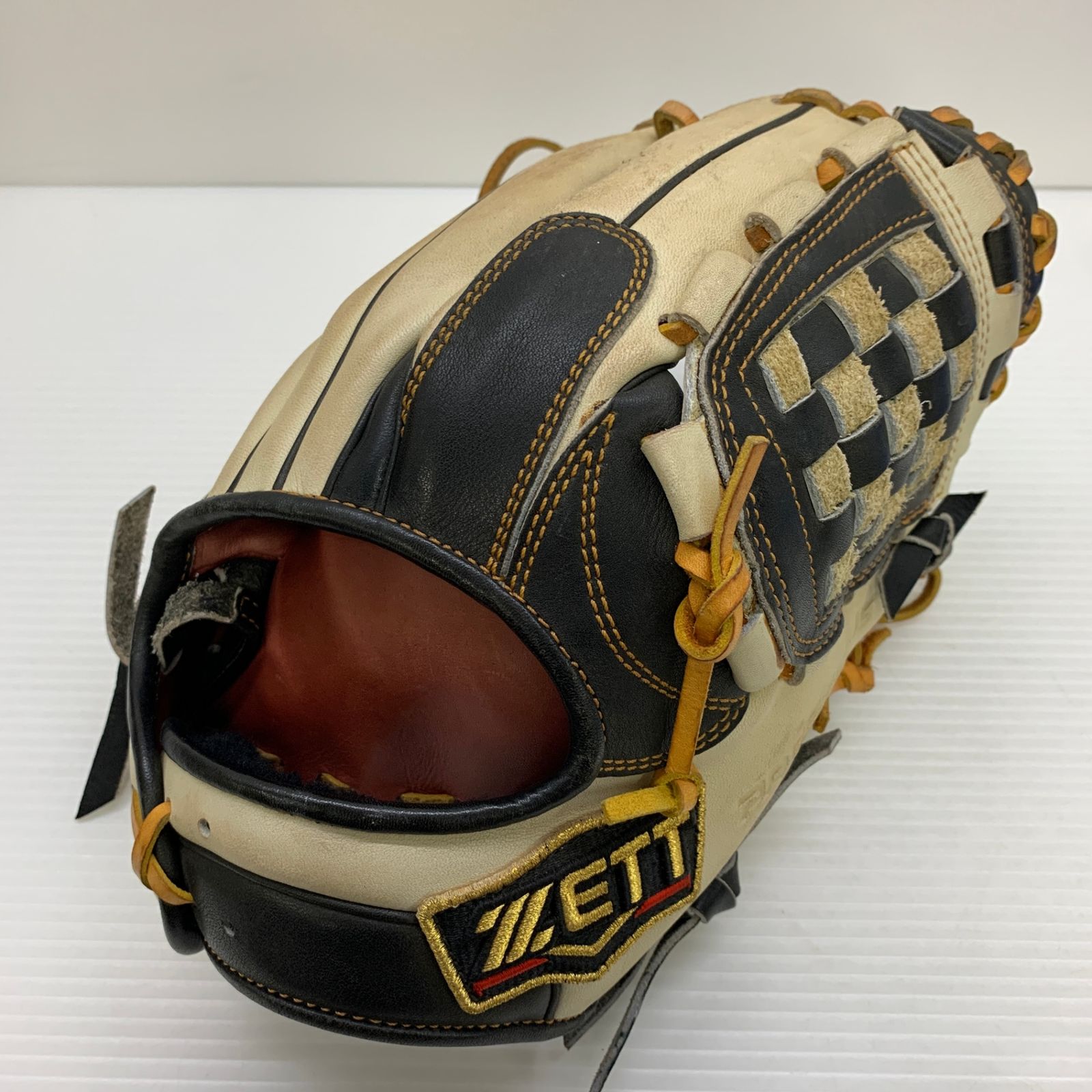 ゼット ZETT プロステイタス オーダー 軟式 大人 一般 投手用 グローブ