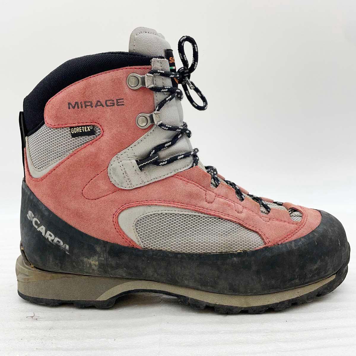 トレッキングシューツ ブーツ