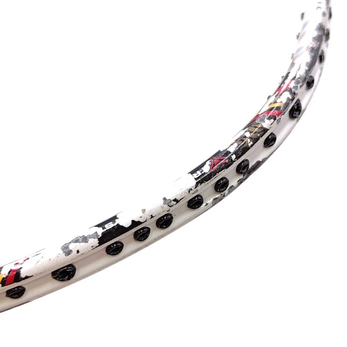 ヨネックス ボルトリック80 バドミントンラケット VOLTRIC 80 4UG5