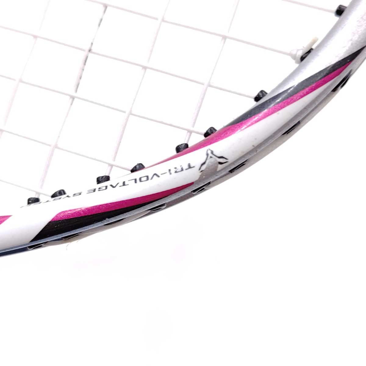 ヨネックス ボルトリック30 バドミントンラケット VOLTRIC 30 5UG5