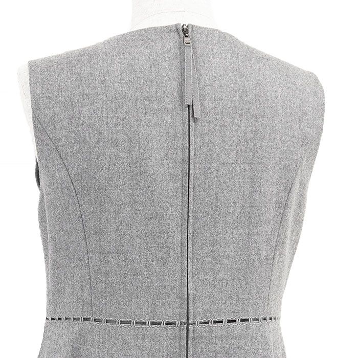 FOXEY ノースリーブ ひざ丈ワンピース グレー FOXEYひざ丈ワンピース