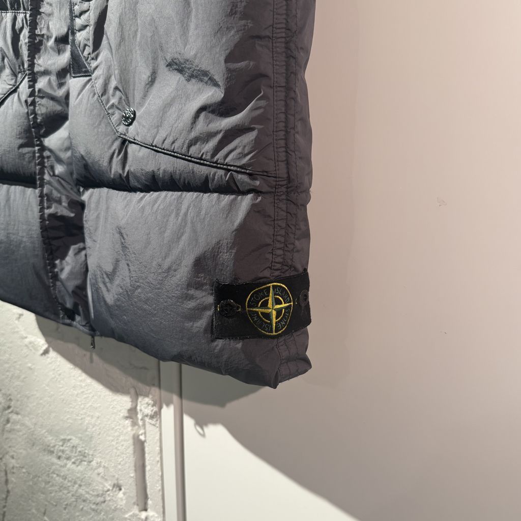 STONE ISLAND ストーンアイランド 23AW GARMENT DYED CRINKLE REPS