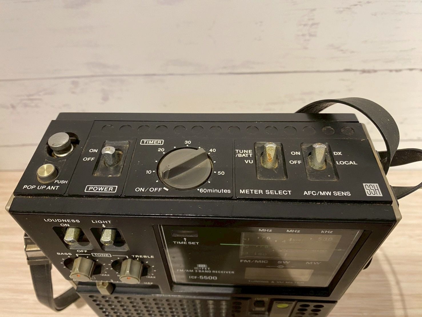 □希少 SONY スカイセンサー ラジオ ICF-5500 ソニー 昭和レトロ