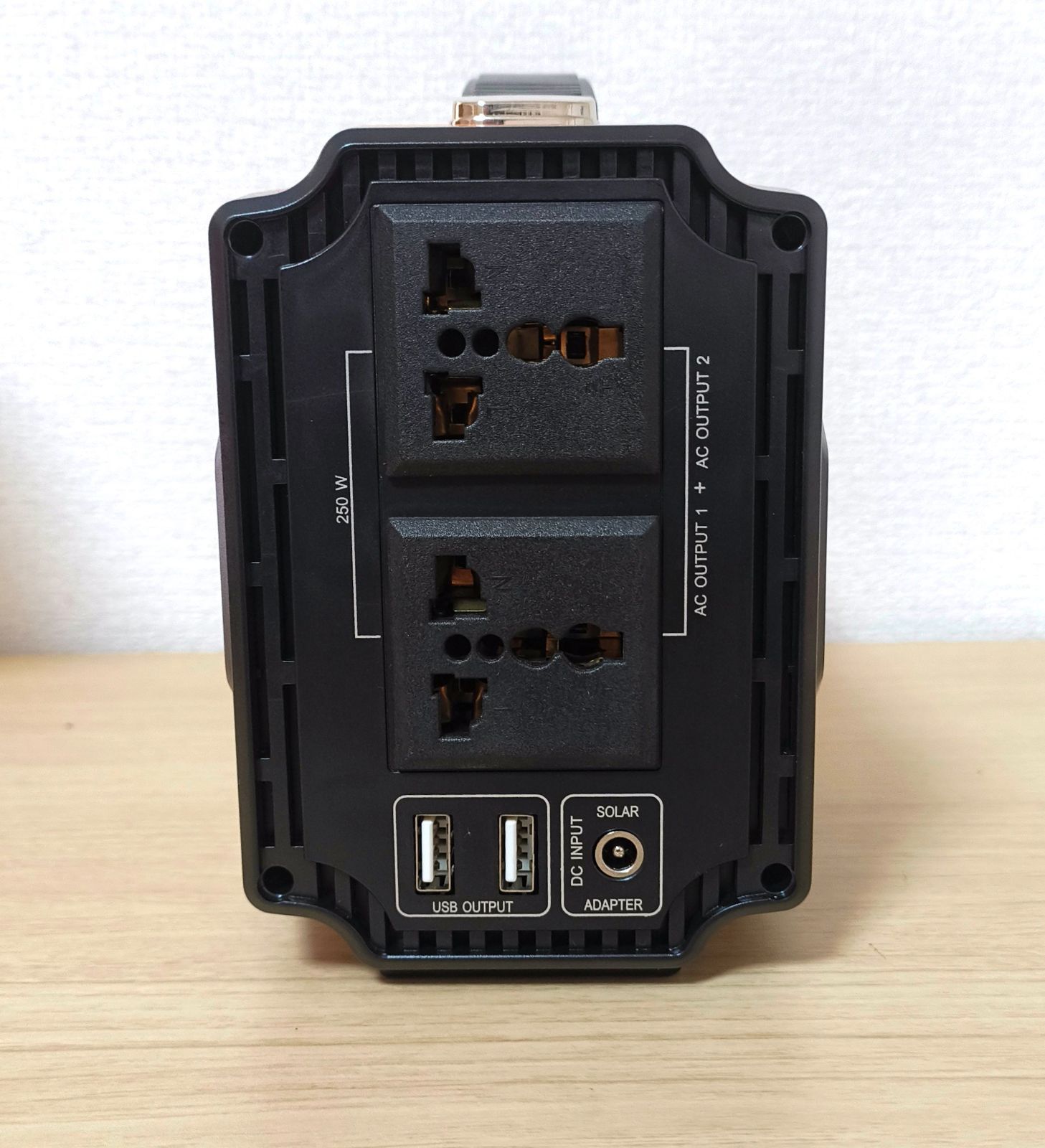 Rockpals 250 W ポータブル 電源 バッテリー容量 64800 mAh | 240 Wh リチウムイオン電池 AC DC USB 出力 レディース メンズ キッズ 笑声 商品