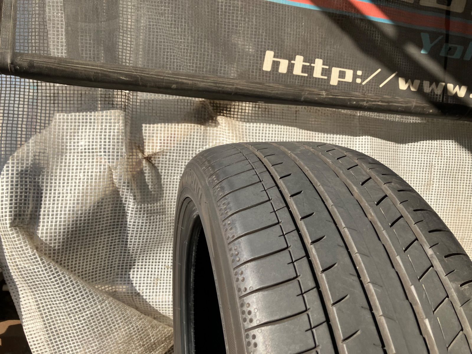 送料込み] 225/45R18 91W 2023年製 YOKOHAMA BluEarth GT AE51 