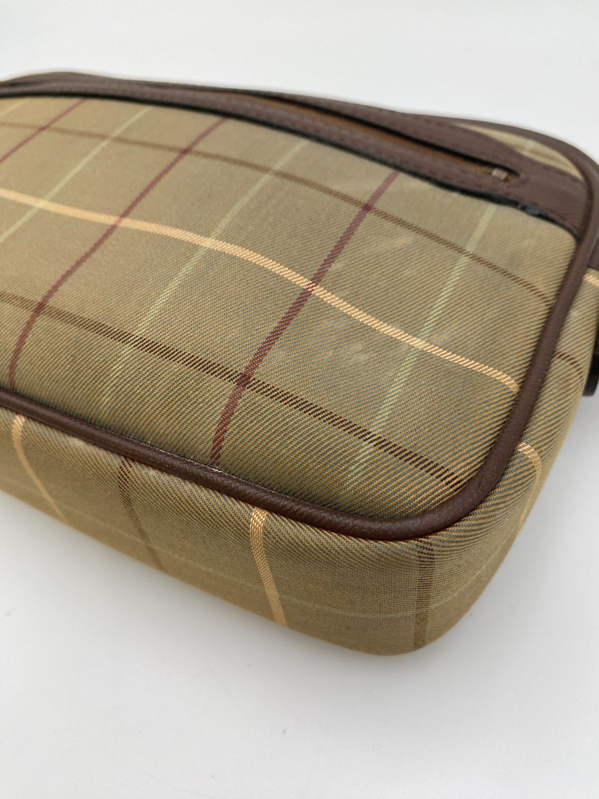 BURBERRY バーバリー クラッチバッグ ヴィンテージ 27 - メルカリ