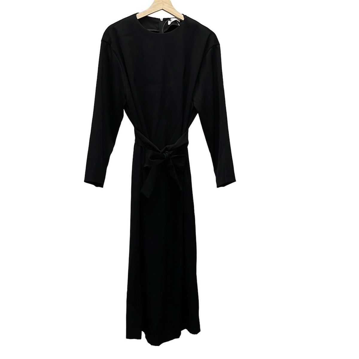 モ*モ様 ADORE ブラック 黒 ワンピース 新品 タグ付き 38サイズ M ADORE(アドーア) ワンピース サイズ38 M レディース美品 - 黒 クルー