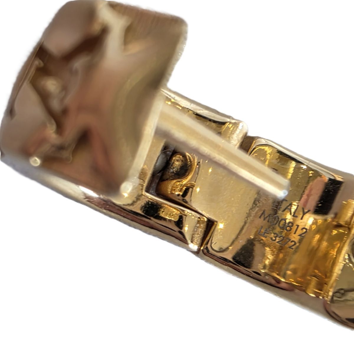 LOUIS VUITTON ルイ・ヴィトン ブックル ドレイユ ピロー ナノグラム