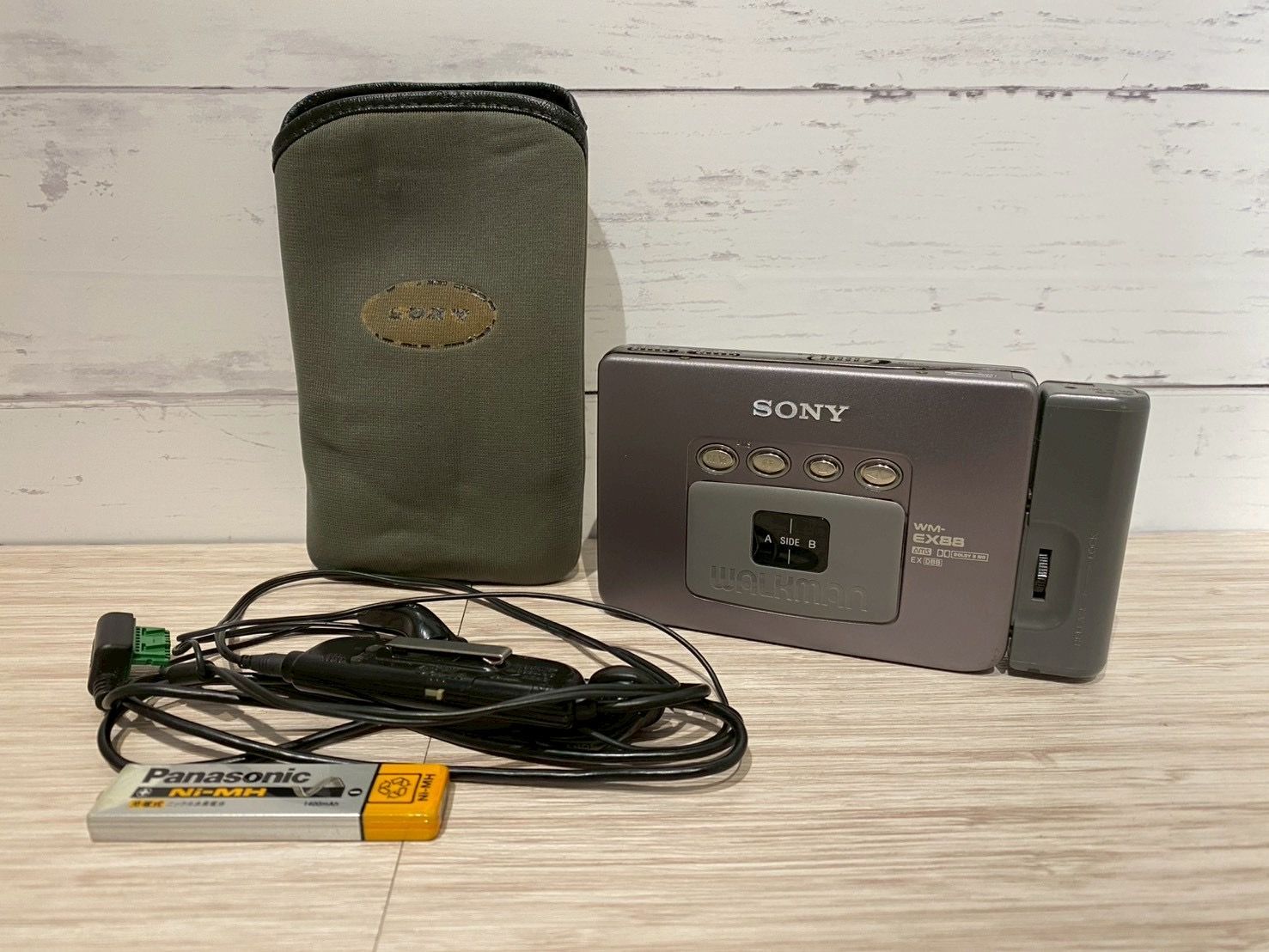 [動作品][美品]SONY WM-EX88 カセットプレーヤー 動作品】 SONY WM-EX88 ウォークマン カセットプレーヤー - メルカリ