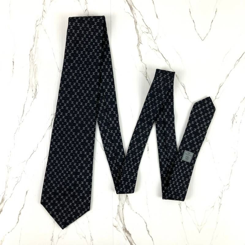 未使用に近い CHANEL シャネル ネクタイ ココマーク総柄×ドット柄 ロゴ