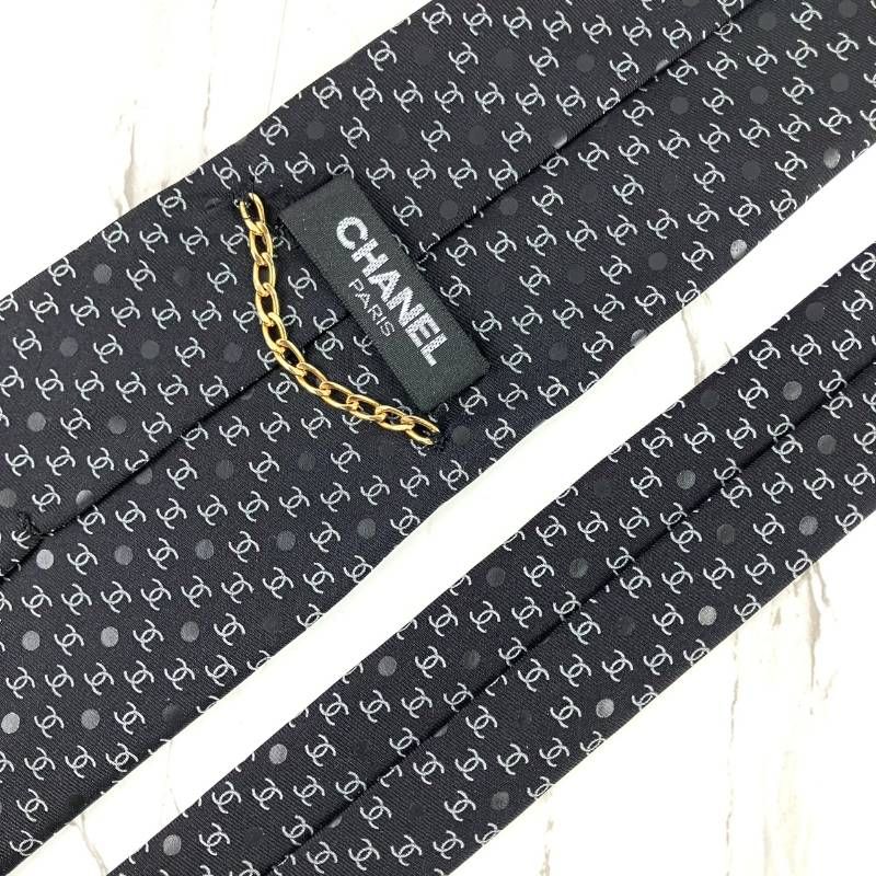 未使用に近い CHANEL シャネル ネクタイ ココマーク総柄×ドット柄 ロゴ