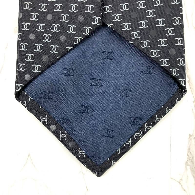 未使用に近い CHANEL シャネル ネクタイ ココマーク総柄×ドット柄 ロゴ