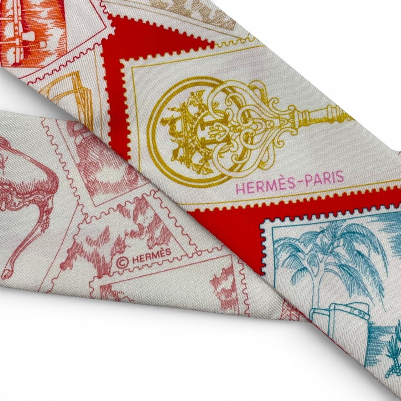 新品未使用　HERMES ☆ フォーブルの切手愛好家 ツイリー スカーフ 新品未使用☆HERMES フォーブルの切手愛好家 ツイリー スカーフ - メルカリ