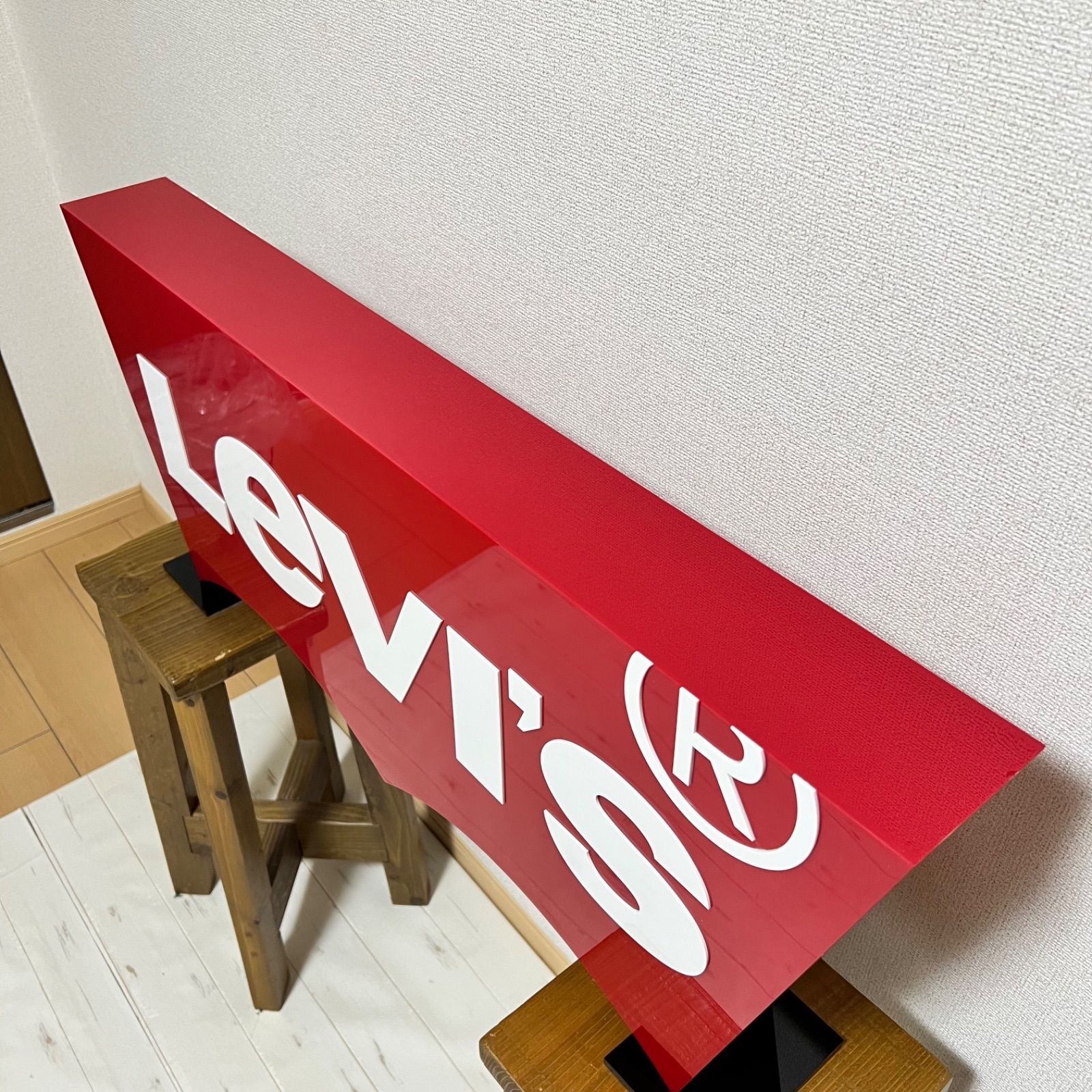 Levi's リーバイス 大型 ロゴサイン 店舗ディスプレイ用 アクリル製