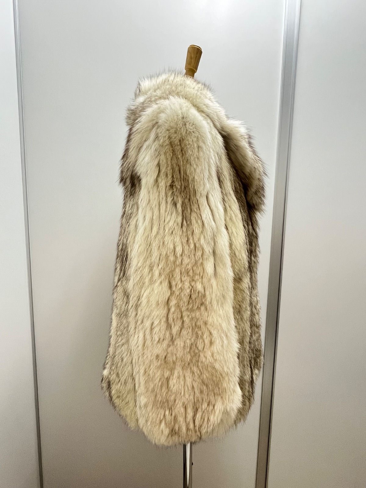 ジョセフィーヌ フォックスファーコート 毛皮 リアルファー C26012711