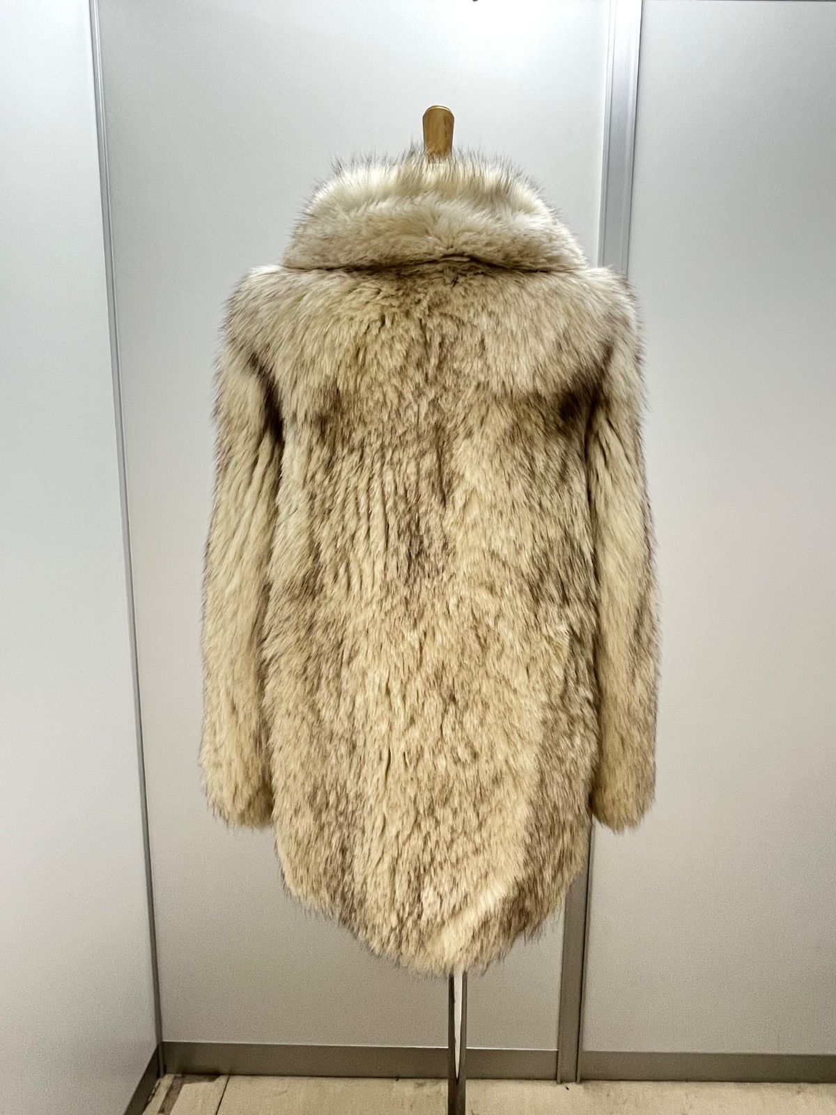 ジョセフィーヌ フォックスファーコート 毛皮 リアルファー C26012711