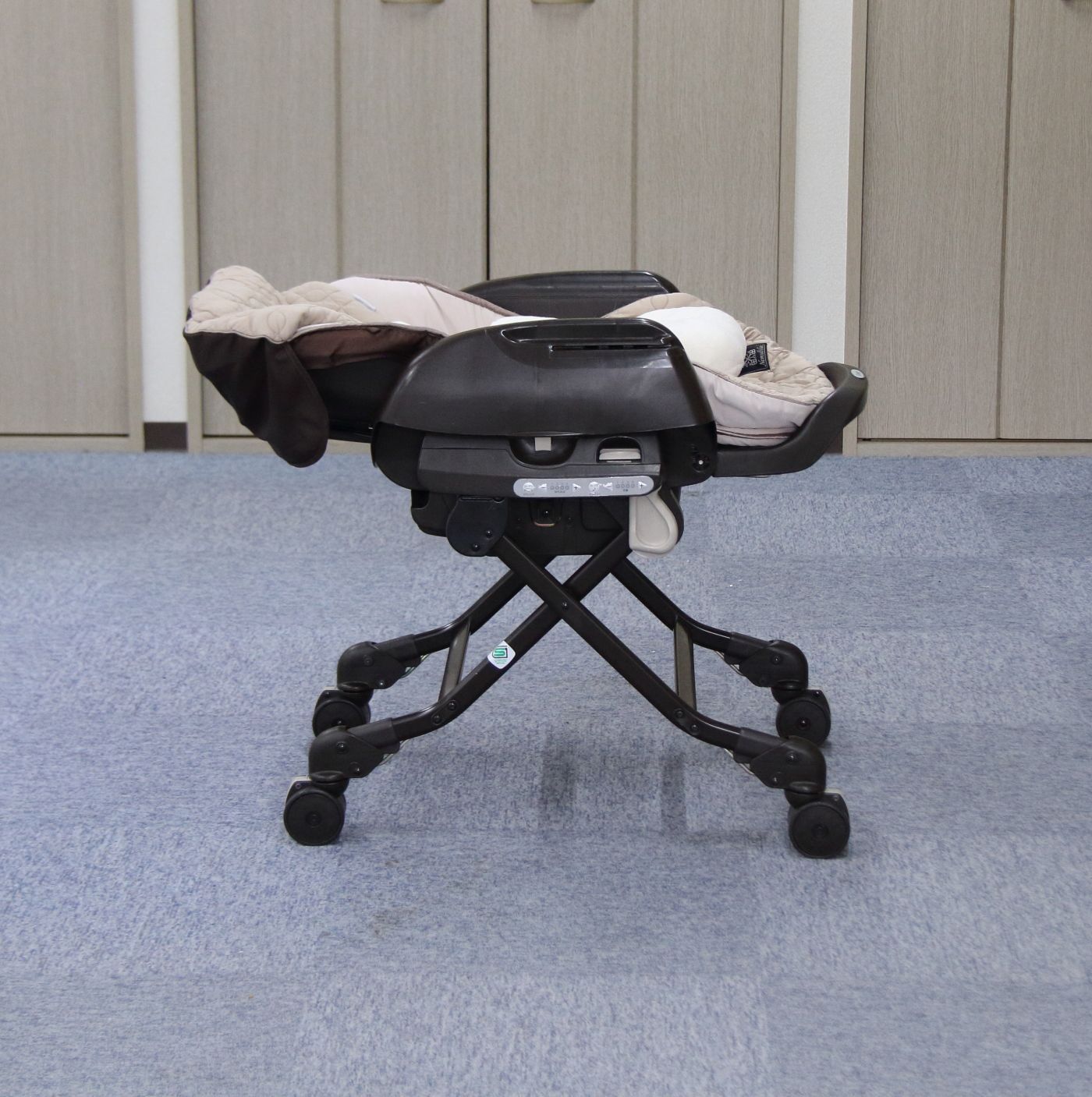 セール クリーニング済み 説明書付 ホワイトレーベル ネムリラ AUTO