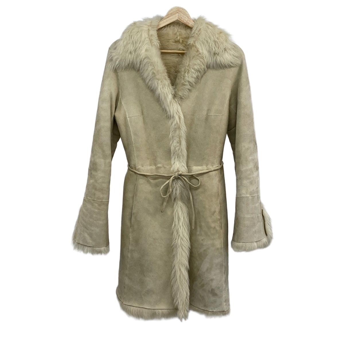 EPOCA(エポカ) コート サイズ40 M レディース - ベージュ 毛皮/長袖/冬