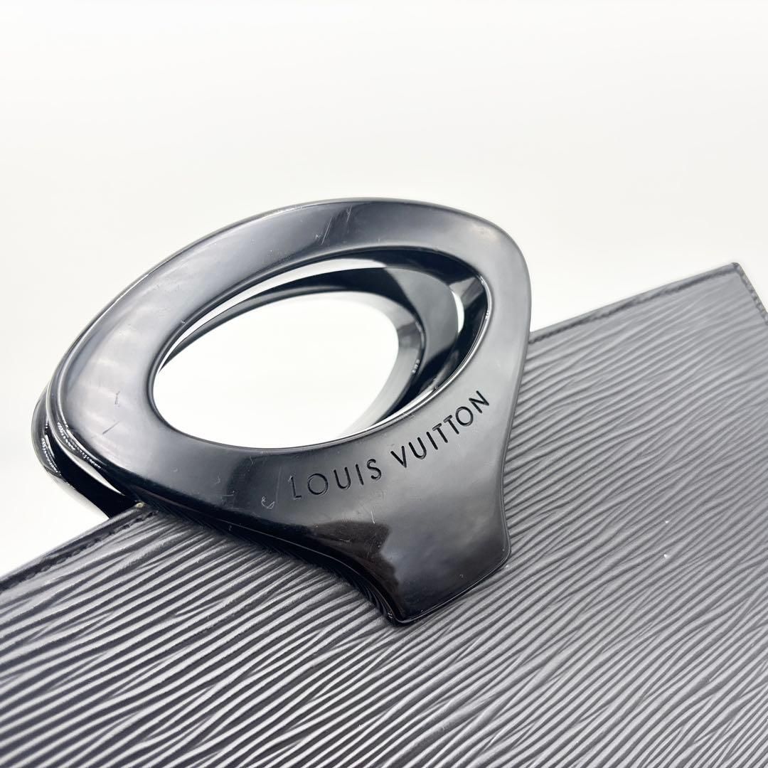 ルイヴィトン M52102 エピ オンブル ノワール ブラック 黒