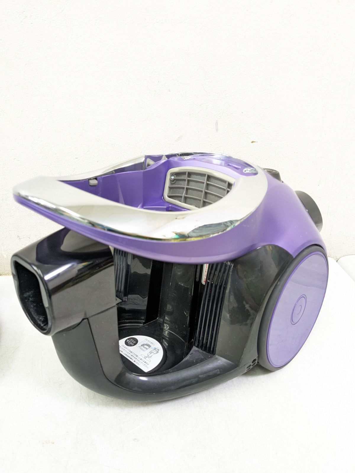 TOSHIBA 東芝 VC-J3000-V サイクロン式掃除機 2015年製 TOSHIBA VC-J3000-V 2014年製 サイクロン式掃除機 - メルカリ