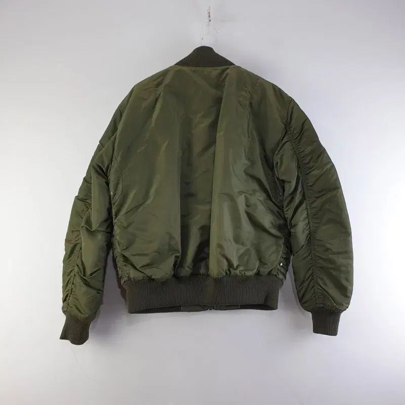 726 メンズM カーキ ジップアップ 冬 MA-1ジャケット L3708 - メルカリ