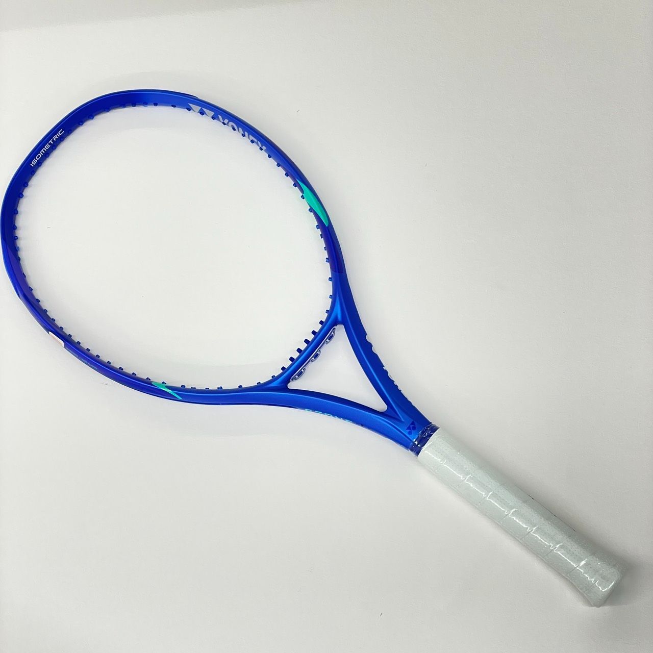 新品・未使用・訳あり】 / G2(4_1／4)ヨネックス(YONEX) 2025 EZONE105