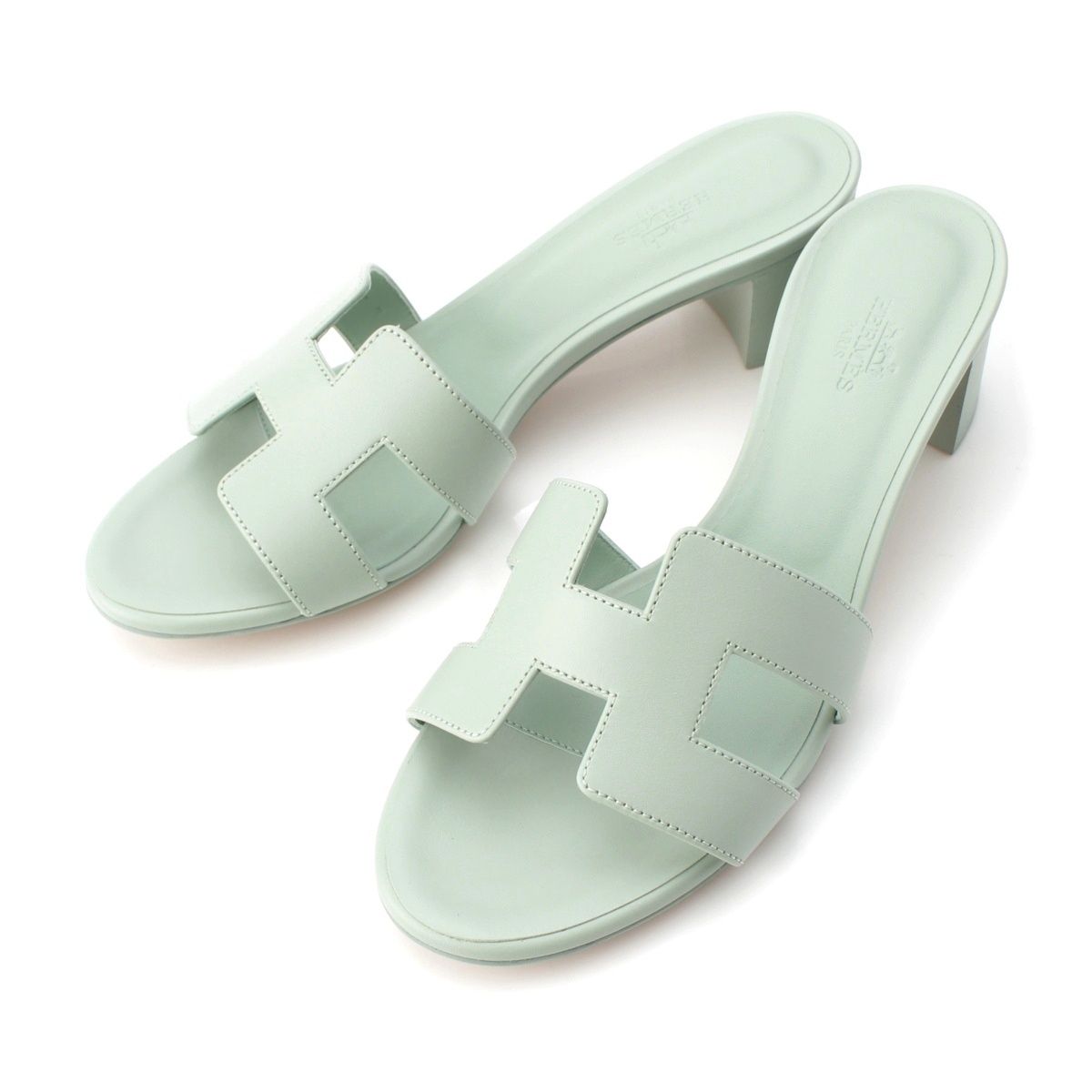 HERMES オアジス　ホワイト　 37 1/2 23.5 HERMES - 新品同様 HERMES エルメス オアジス ミュール サンダル