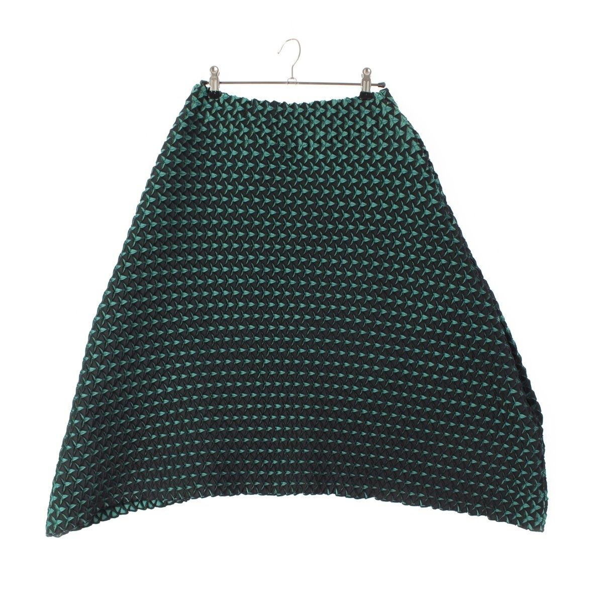 o ミー イッセイミヤケ スカート 立体 花柄 アシメ ベロア風 変形 黒 o ミー イッセイミヤケ スカート 立体 花柄 アシメ ベロア風 変形 黒