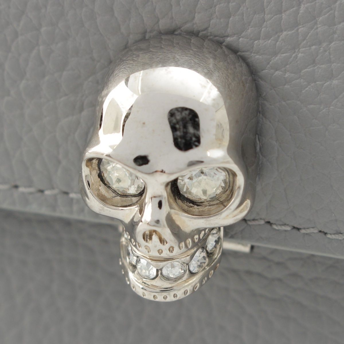 【美品】アレキサンダーマックイーン レザー スカル 長財布 アレキサンダーマックイーン スカル ドクロ 髑髏 長財布 ライトブルー