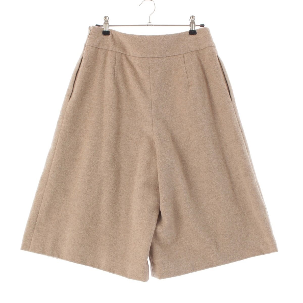 新品タグ付き フォクシー カシミヤ100% ワイドハーフパンツ ガウチョ 近年 フォクシー カシミヤ 100％ ショート パンツ ボトムス 40380 ベージュ