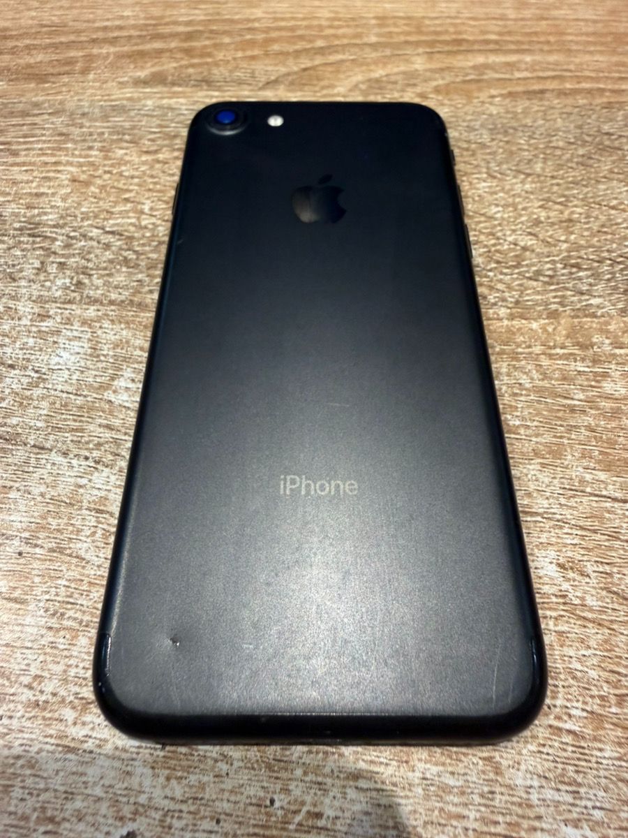 iPhone7 128GB ブラック SIMフリー 中古 - メルカリ