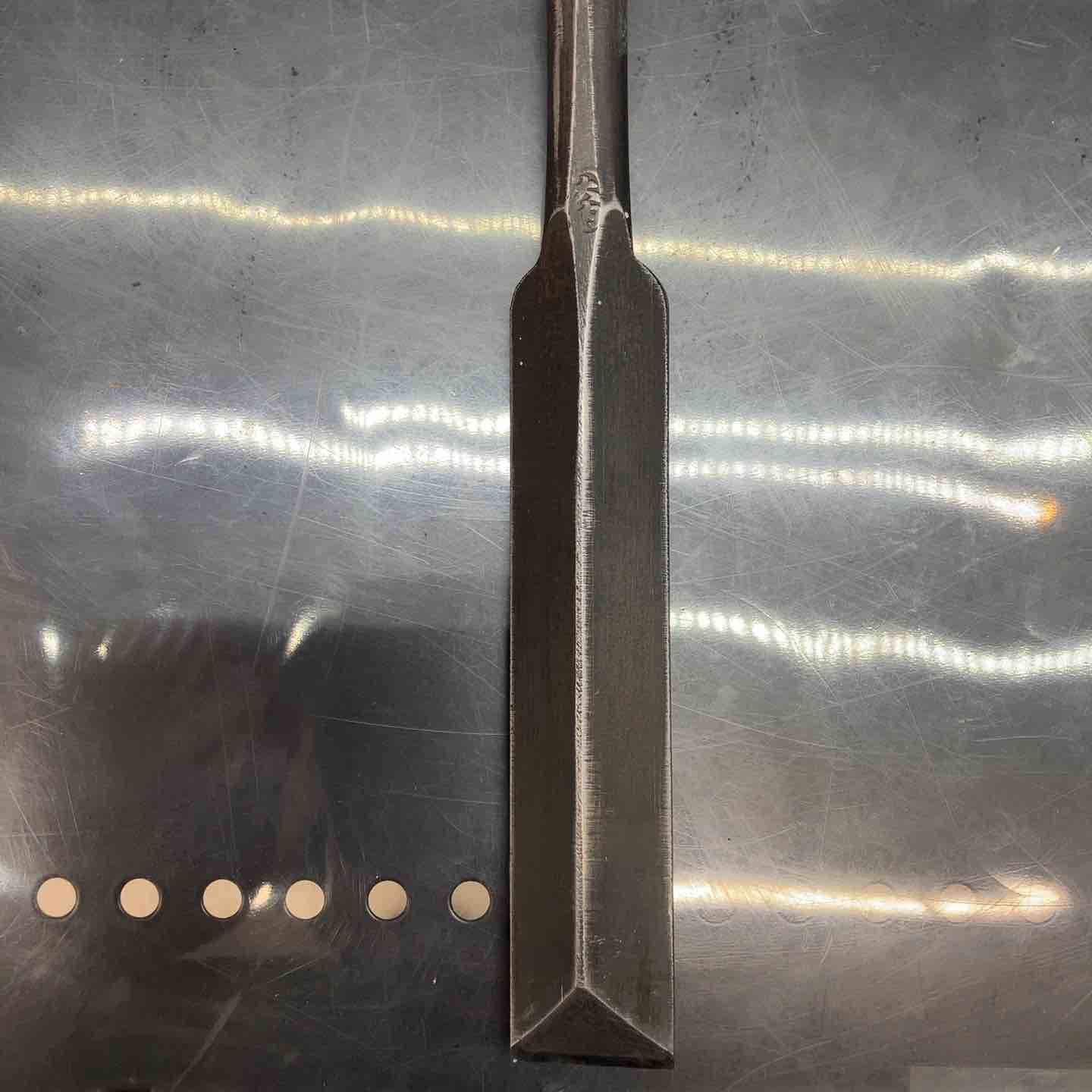 大内 鑿 のみ 全長595㎜ 大工道具