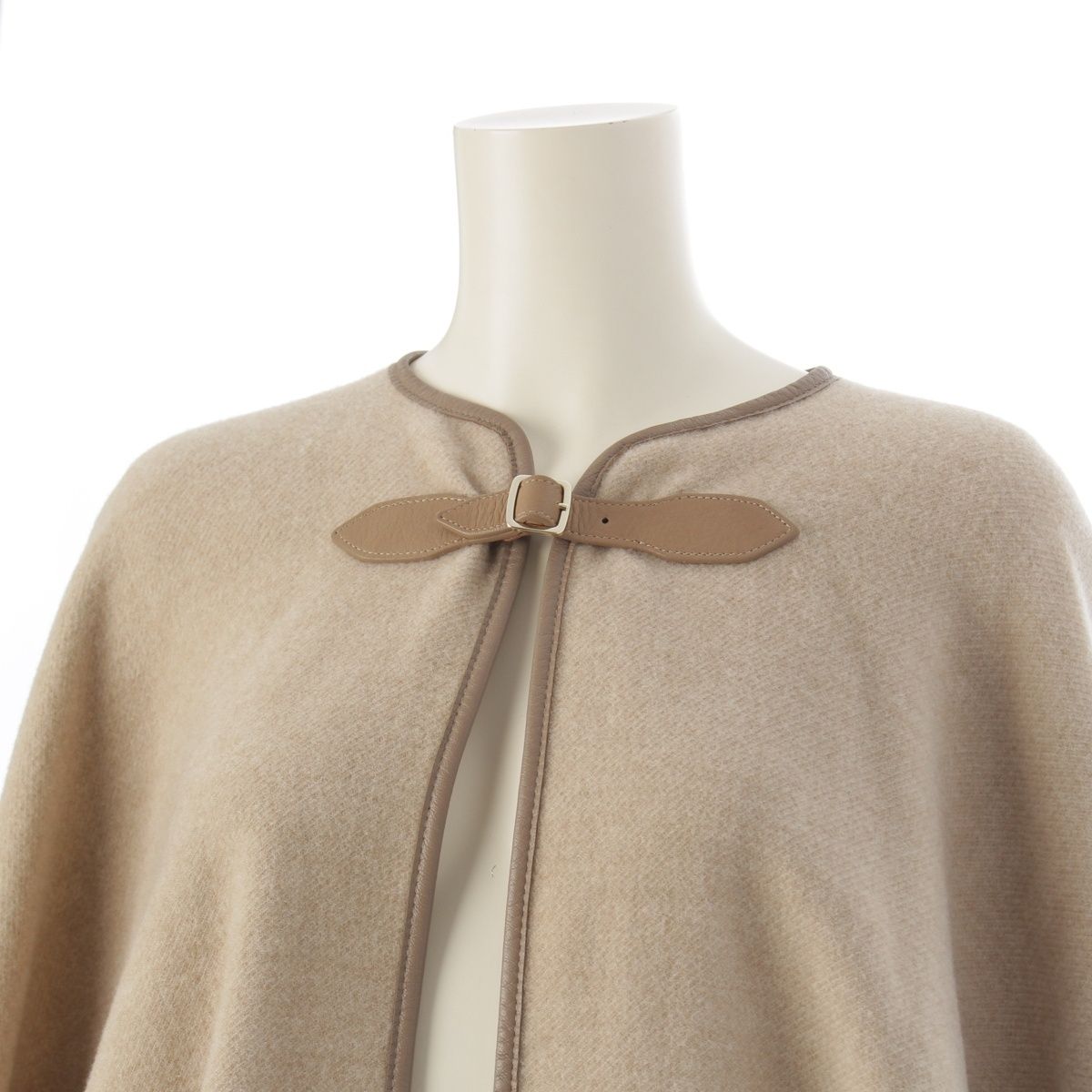マックスマーラ ヴァージンウール ベルト レザーパイピング ケープ