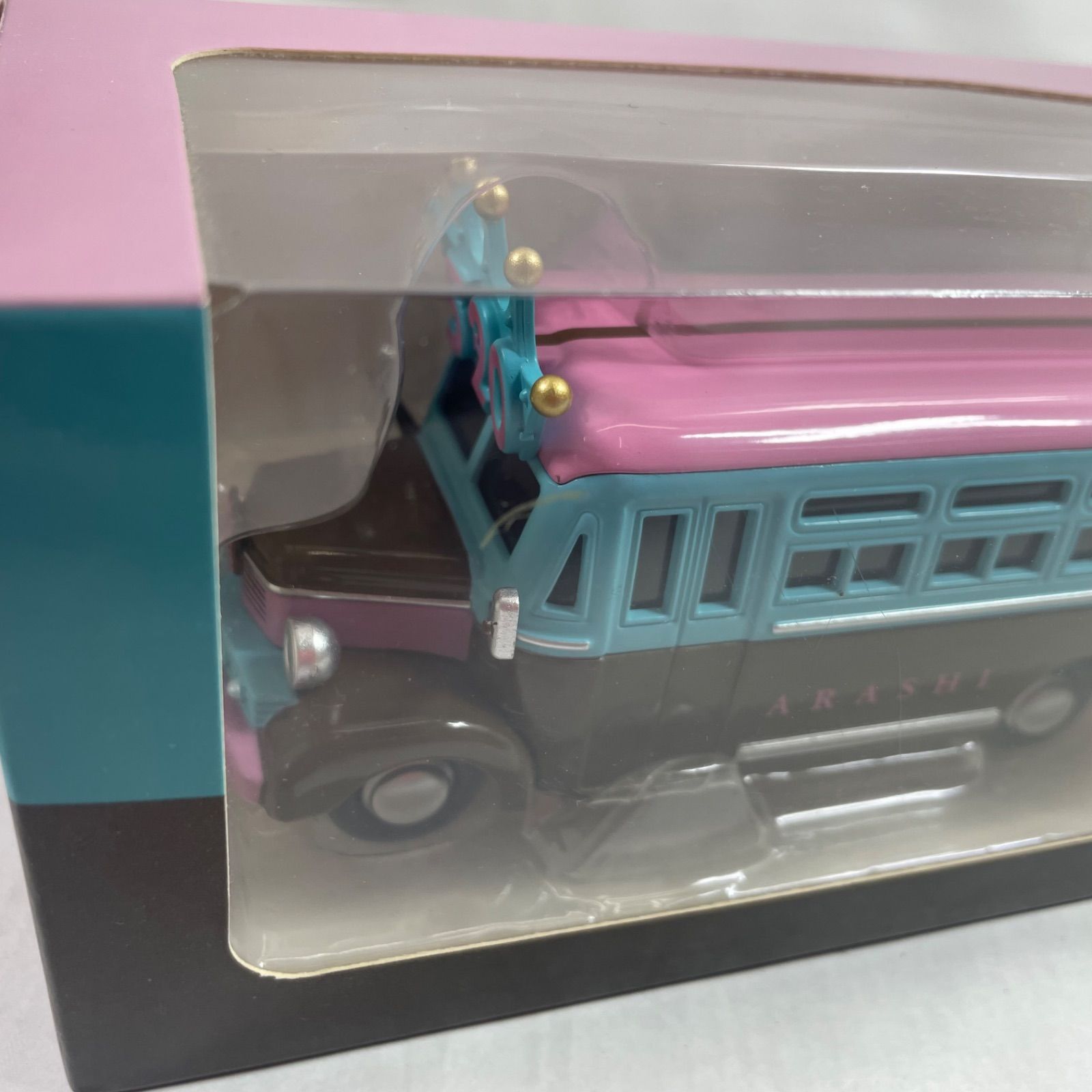 A2530・嵐 ARASHI 嵐を旅する展覧会 ダイキャストカー バス - メルカリ