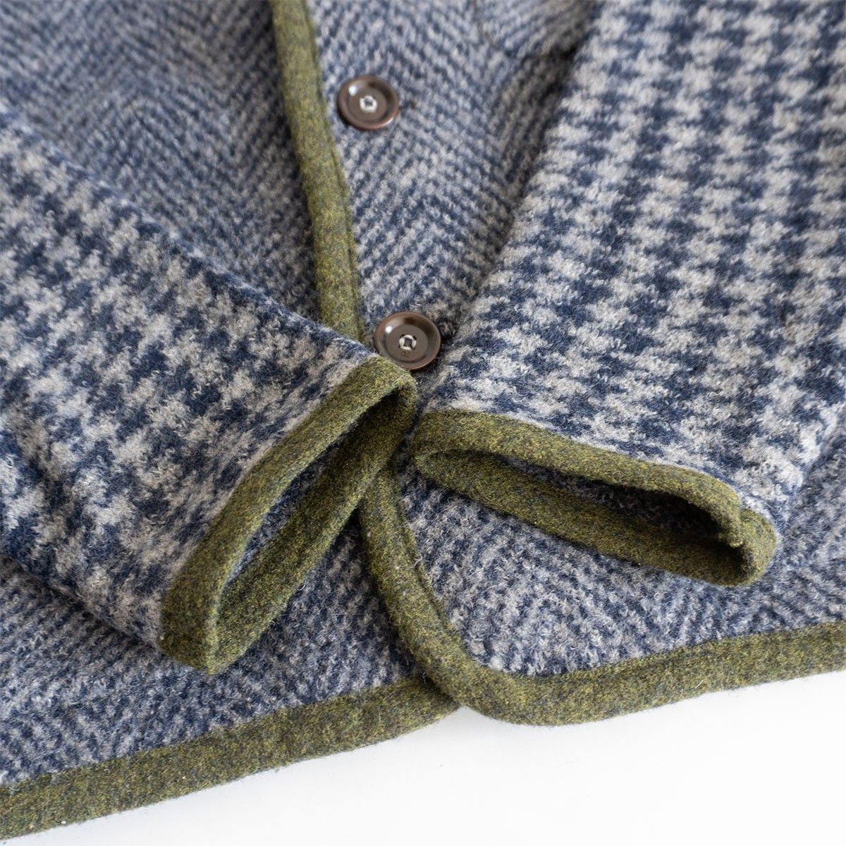 短丈 リネン 45R シェットランド ツイード ニット チロリアン ジャケット 美品 短丈 麻 リネン 45R シェットランド ツイード ニット チロリアン