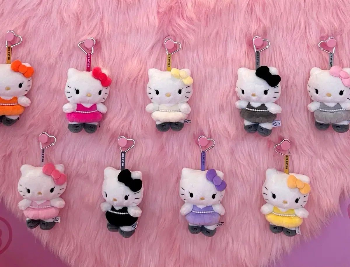 未開封 定価出品)ハローキティ ジス PLUSH キーホルダー - メルカリ