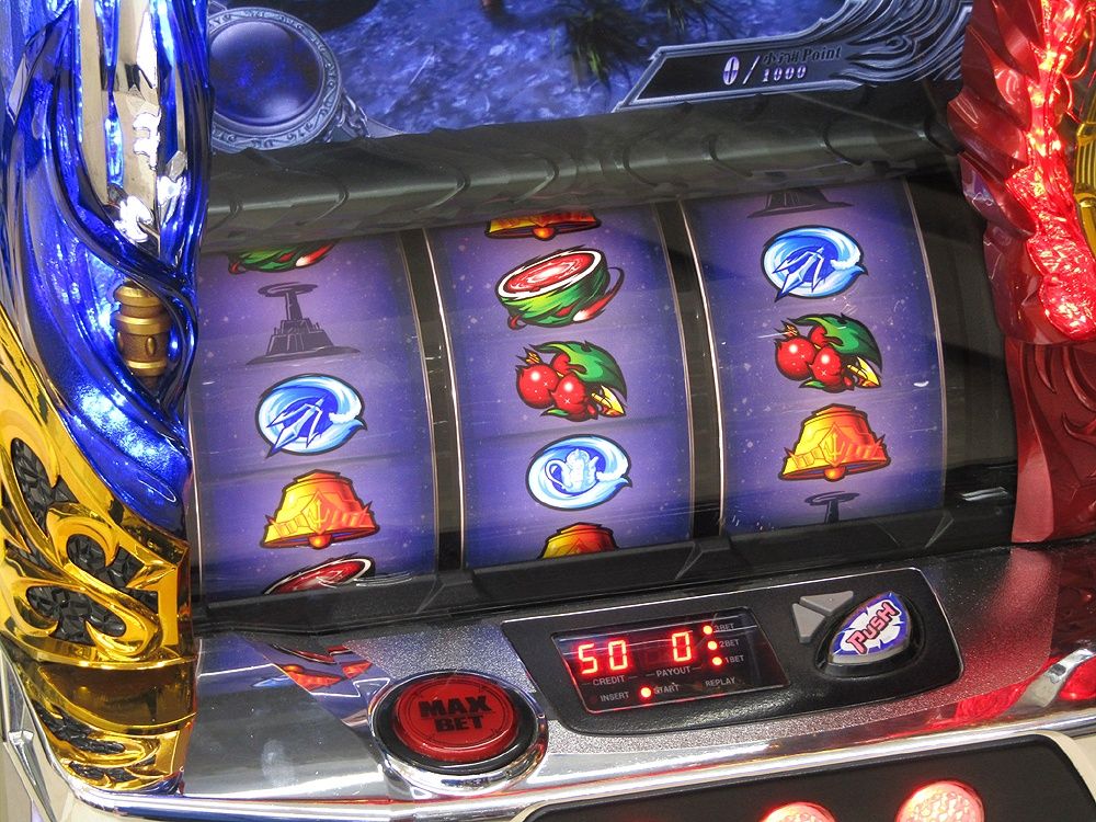 パチスロ実機 SANYO/三洋 聖闘士星矢 海皇覚醒 コイン不要機搭載 100V